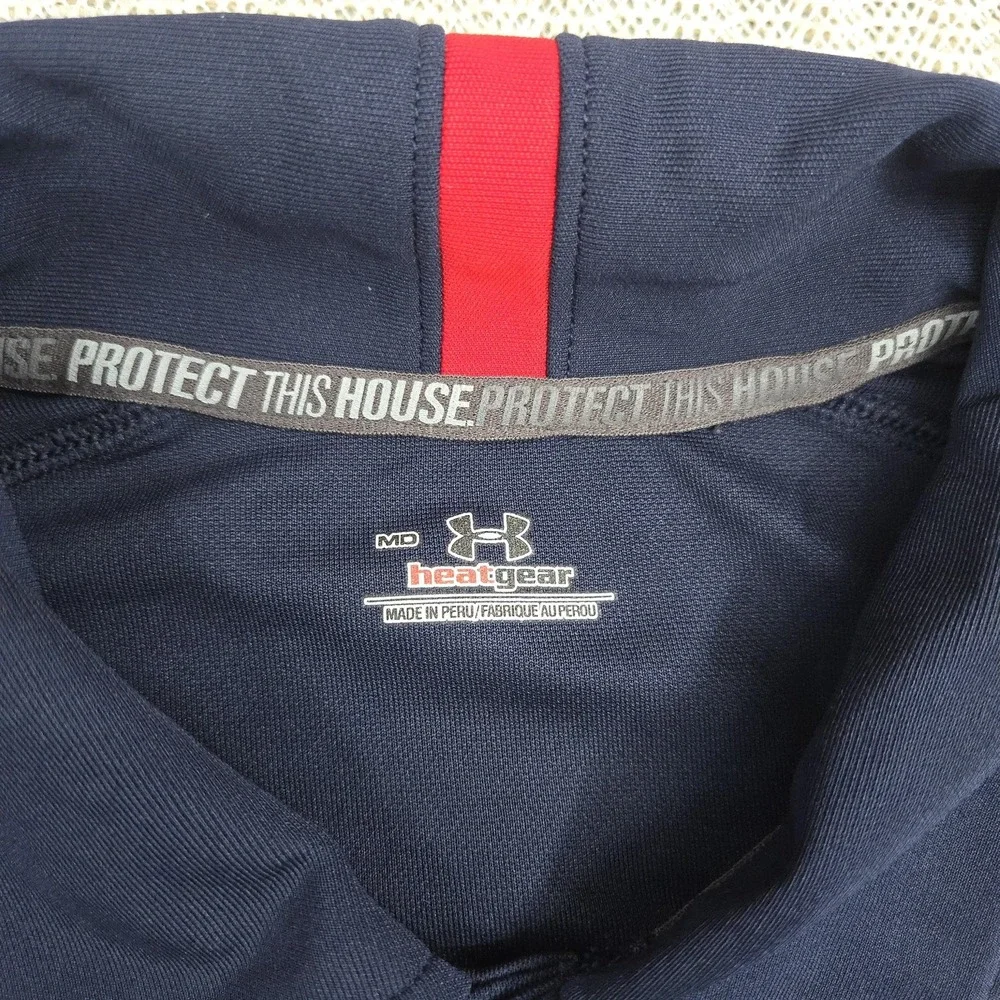Under Armour size medium